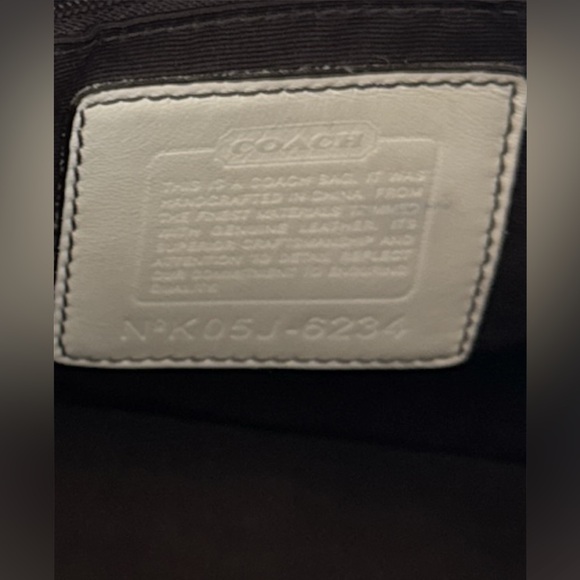 Coach K05J-6234 Canvas Gallery Beige Jacquard Tote - Picture 9 of 9